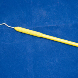 Umlarvnadel ca. 16,5 cm lang